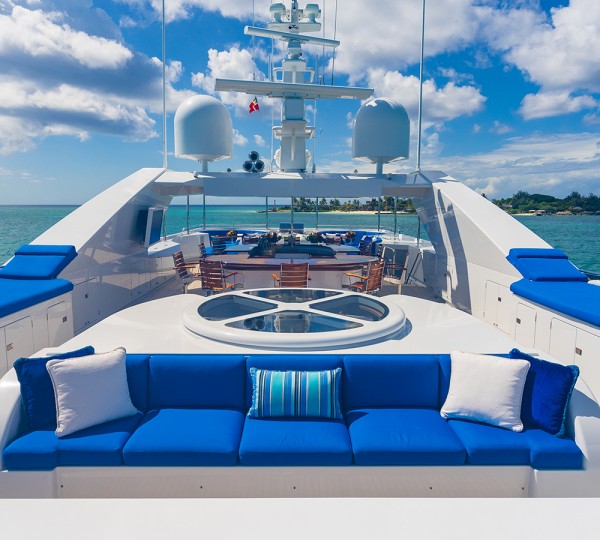 Sun Deck With Jacuzzi