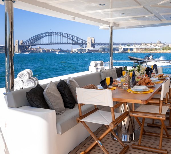 Alfresco Dining Set Up