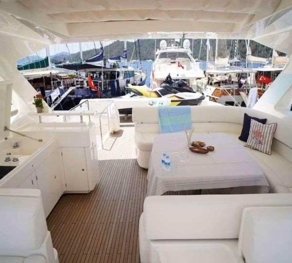 Exterior Relaxation Area