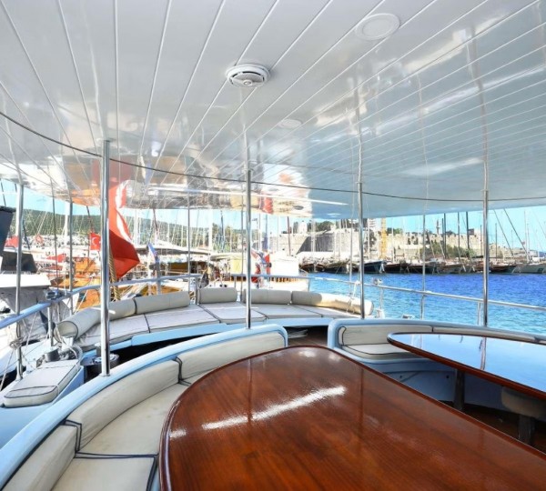 Exterior Relaxation Area