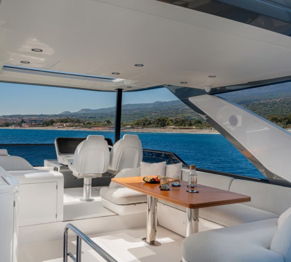 Exterior Relaxation Area With Dining