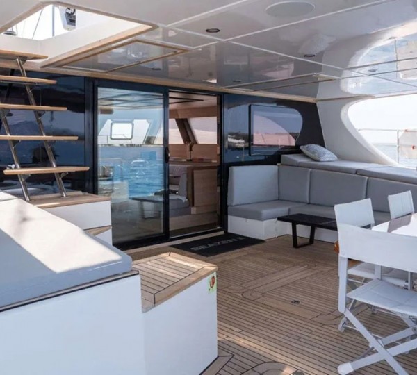 Exterior Relaxation Area With Dining