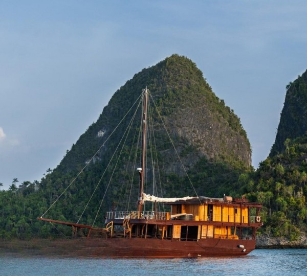 Luxury Superyacht SEQUOIA