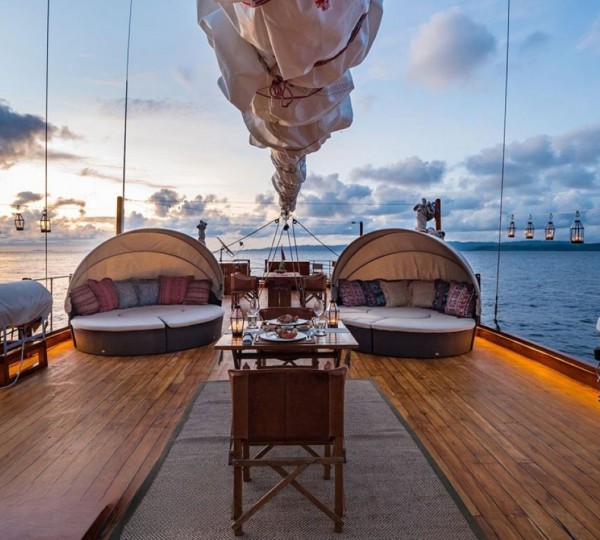 Exterior Relaxation Area With Dining