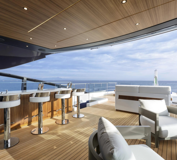 Opendeck Bar Area