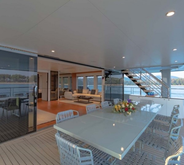 Exterior Dining Area