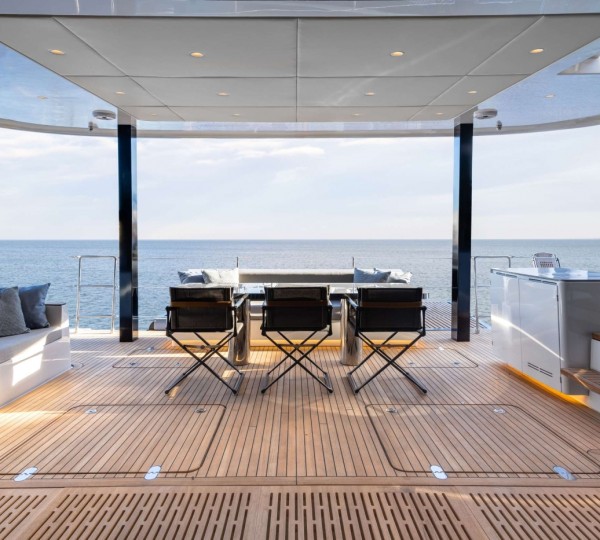 Exterior Dining Area