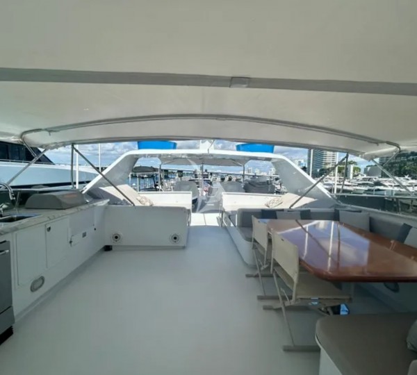 Exterior Relaxation Area With Dining