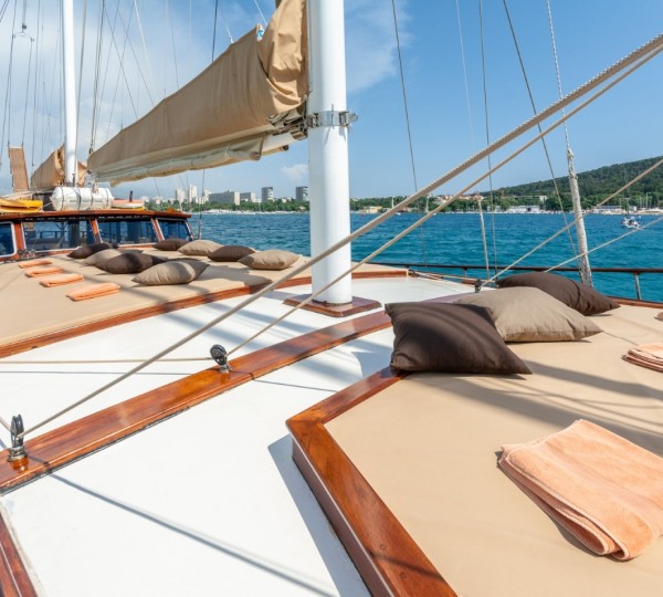 Exterior Relaxation Area