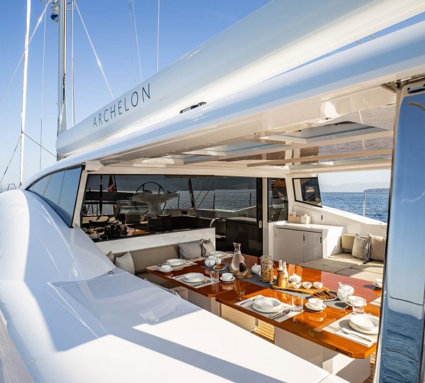 Al Fresco Dining Set Up