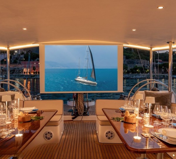 Exterior Dining Area