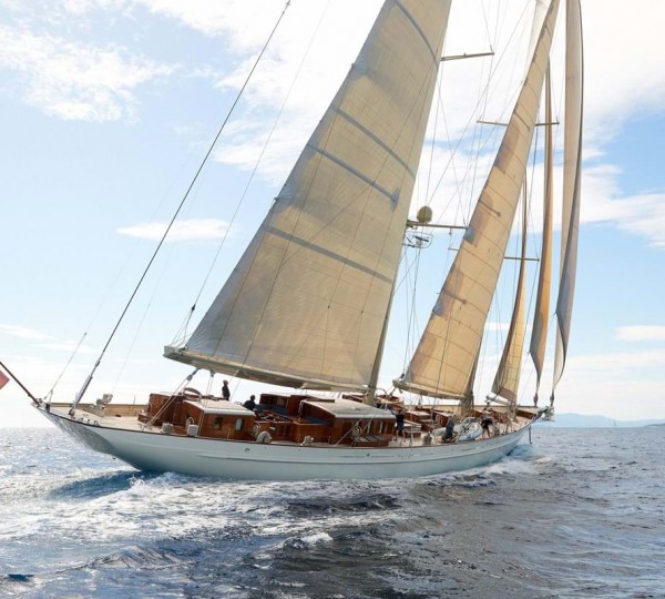 Profile Of The Yacht