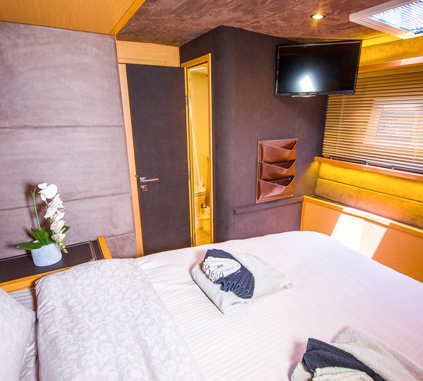 Guest Double Cabin