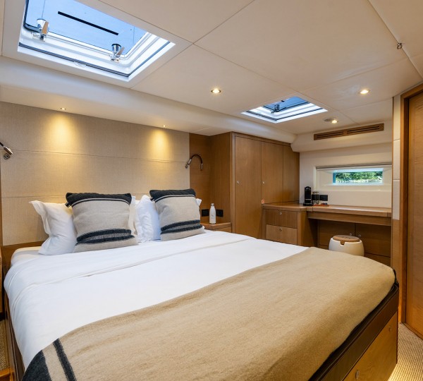 Double Cabin For Guests