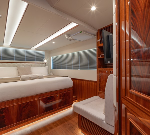 Double Cabin