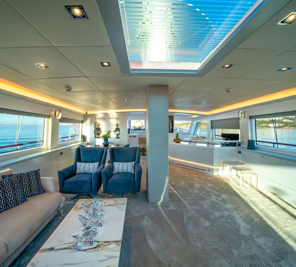 Main Salon Alternative View