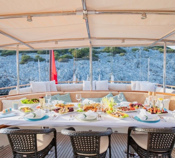 Exterior Dining Area