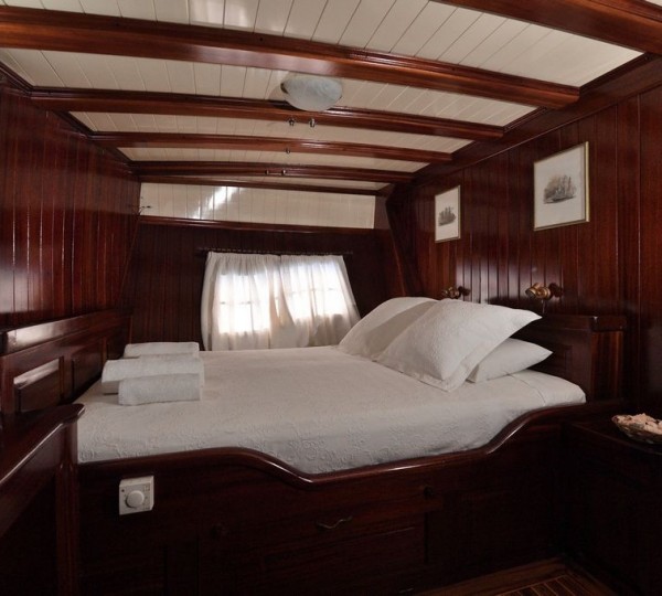 Double Cabin