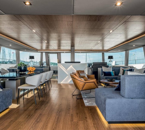 Interior Main Salon (sistership)