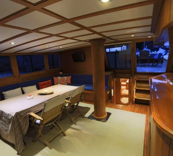 Interior Relaxation Area With Dining