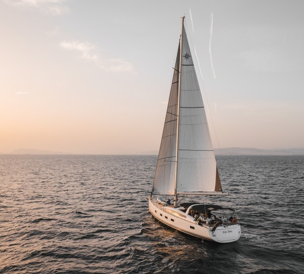 Superyacht LIFE TIME