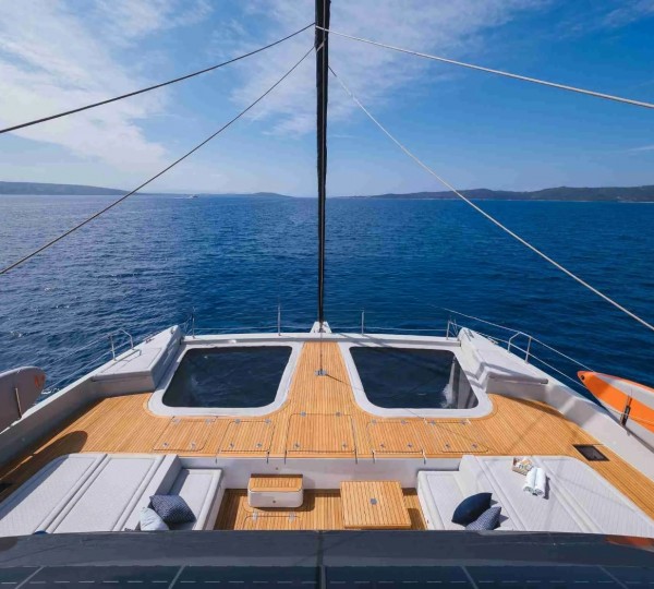 Exterior Relaxation Area