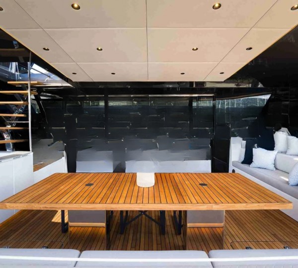 Exterior Relaxation Area With Dining