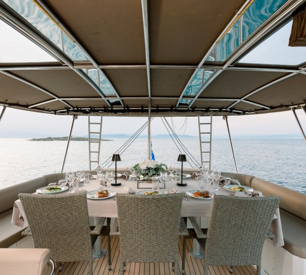 Exterior Dining Area