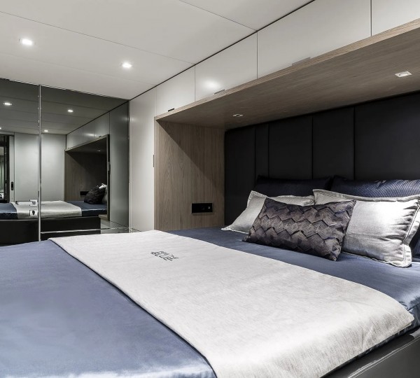 Master Suite (sistership)