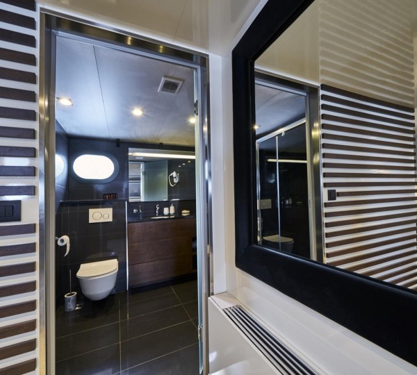 Master Ensuite Detail