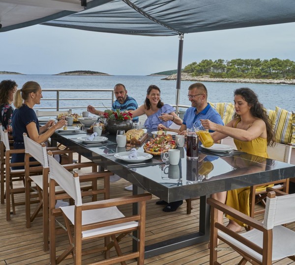 Alfresco Dining Area