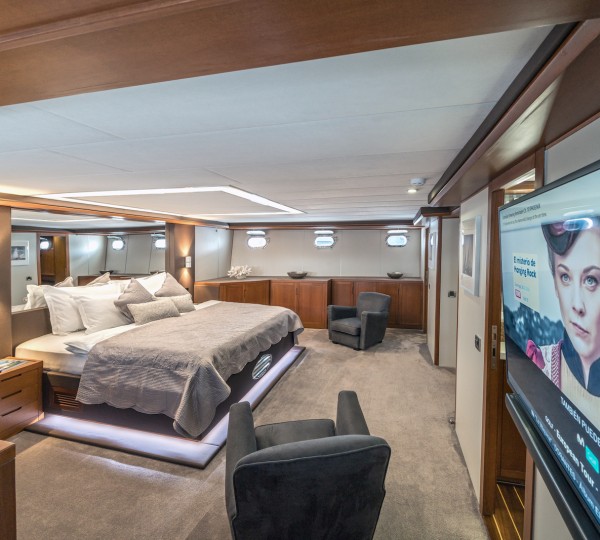 Master Suite With Tv