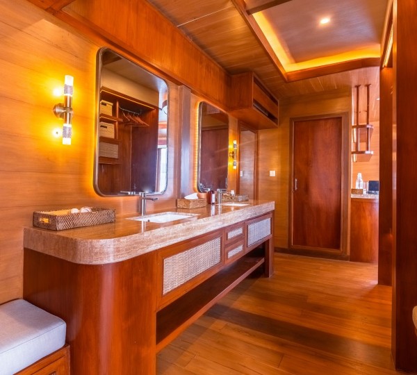 Master Ensuite