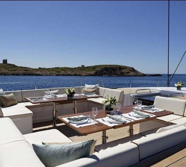 Exterior Relaxation Area With Dining