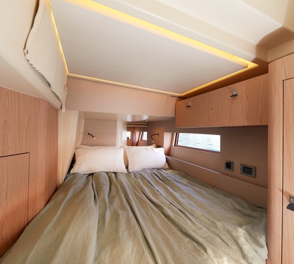 Double Cabin