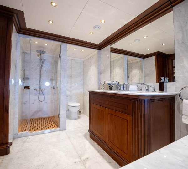 Guest Ensuite