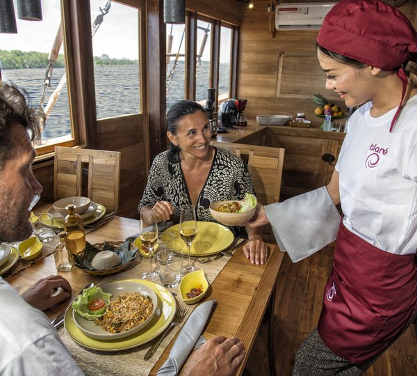 Cuisine Aboard