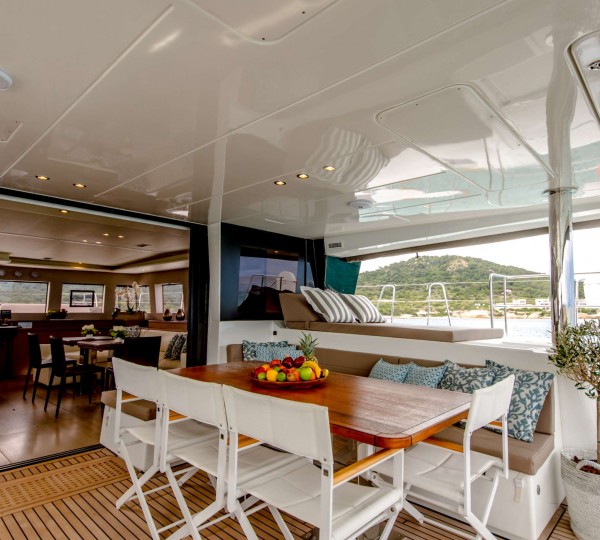 Main Deck Dining