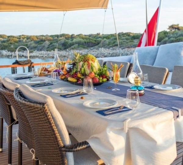 Exterior Dining Area