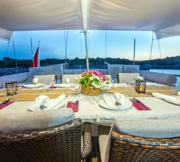 Exterior Dining Area