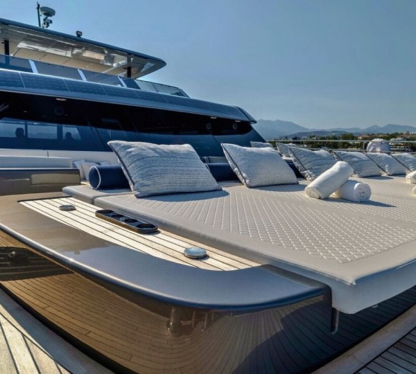 Exterior Relaxation Area