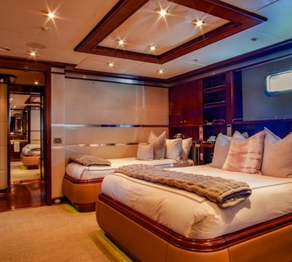 Cabin With Triple Bed