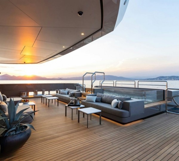 Exterior Relaxation Area