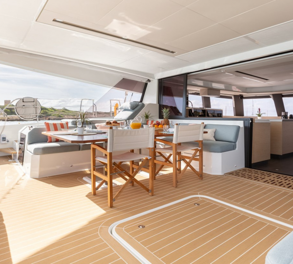 Opendeck Dining Area