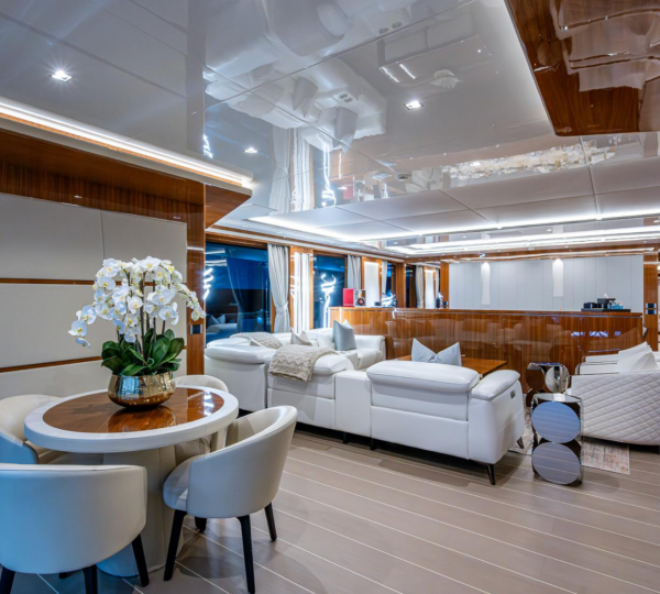 Interior Mini Dining With Relaxation Area