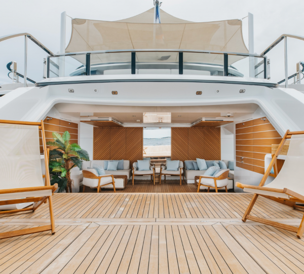 Foredeck Relaxation Area