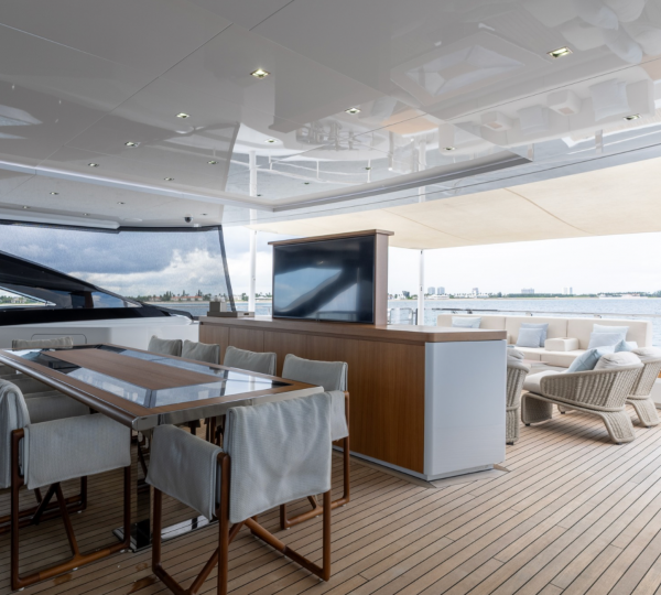 Exterior Dining Area