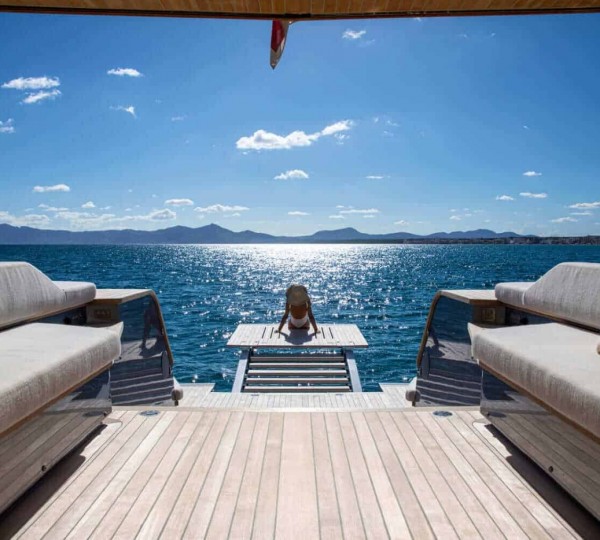 Exterior Relaxation Area