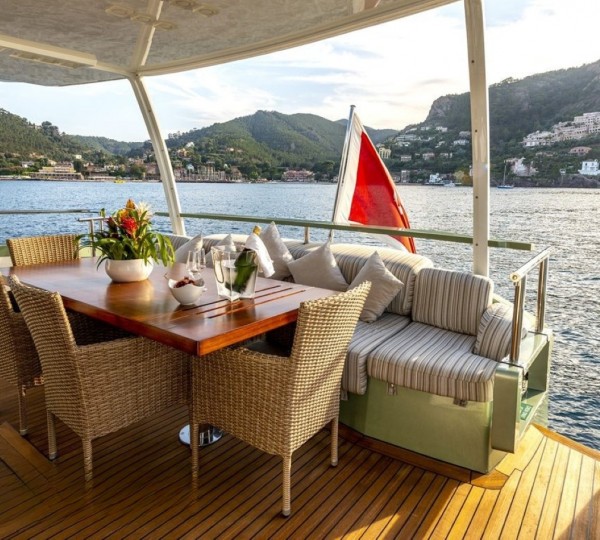 Exterior Dining Area