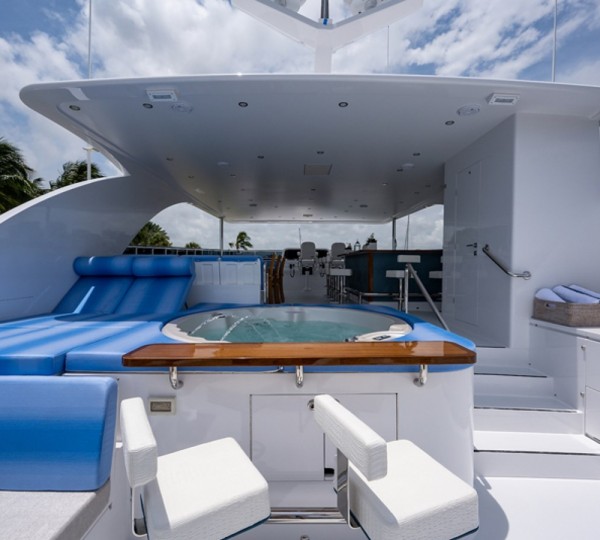 Jacuzzi And Sun Pads